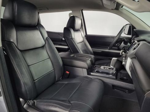 Used 2020 Toyota Tundra SR5 w/ SR5 Leather Package RWD image 13