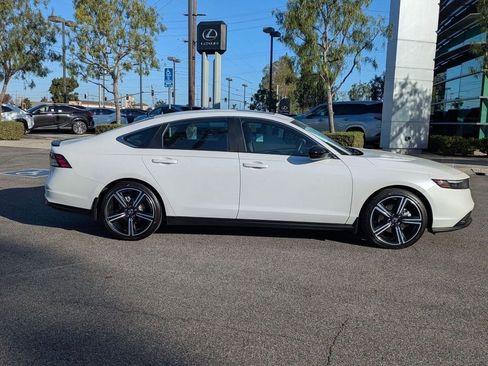 Used 2025 Honda Accord Sport image 21