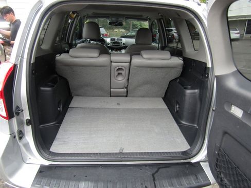 Used 2011 Toyota RAV4 Limited image 24