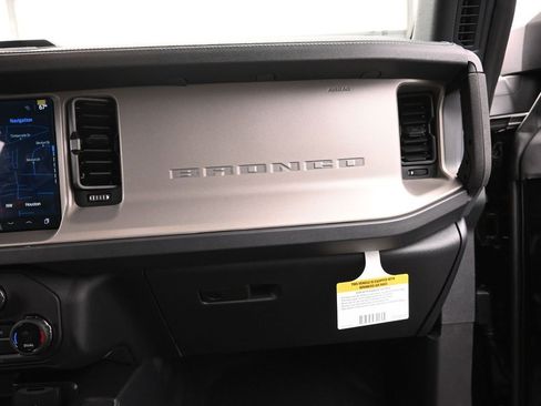 New 2025 Ford Bronco Outer Banks image 24