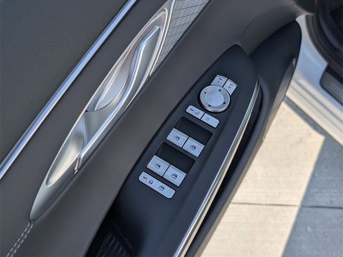 New 2026 Genesis GV70 2.5T image 11