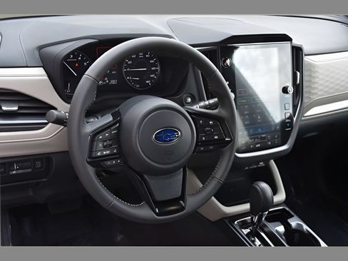 Used 2026 Subaru Forester Premium AWD/4WD image 16