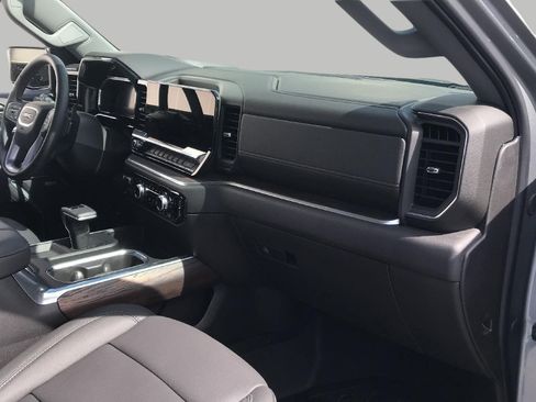 Used 2026 GMC Sierra 1500 SLT w/ SLT Premium Plus Package AWD/4WD image 10