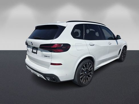 Certified 2024 BMW X5 sDrive40i w/ M Sport Package image 4