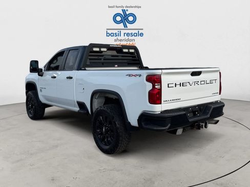 Used 2023 Chevrolet Silverado 2500 Custom w/ Custom Convenience Package AWD/4WD image 5