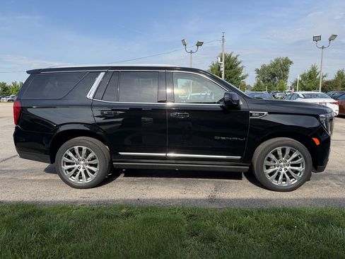 Used 2022 GMC Yukon Denali AWD/4WD image 6
