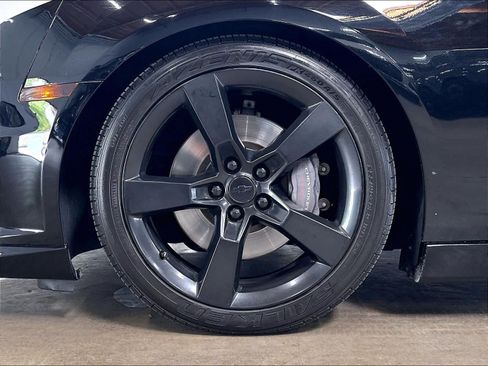 Used 2010 Chevrolet Camaro SS w/ RS Package RWD image 11