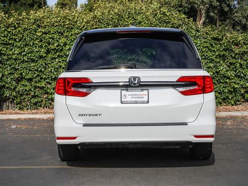 Used 2021 Honda Odyssey EX-L image 5