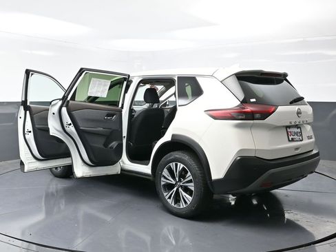 Used 2023 Nissan Rogue SV image 60