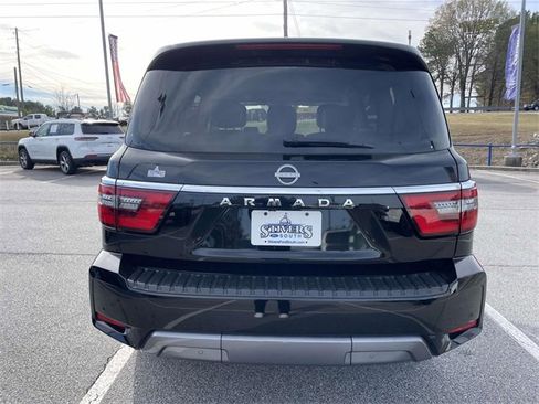 Used 2024 Nissan Armada SV image 30
