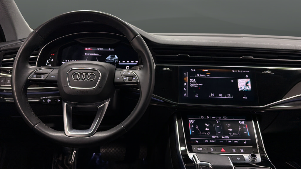 Used 2023 Audi Q7 2.0T Premium w/ Convenience Package AWD/4WD image 10