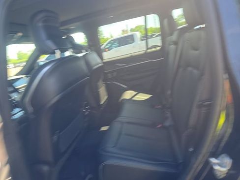 Used 2024 Jeep Grand Cherokee Overland w/ Advanced Protech Group III AWD/4WD image 14