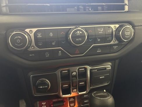 New 2026 Jeep Gladiator Rubicon image 30