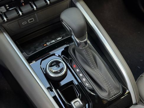 New 2026 Chevrolet Colorado ZR2 w/ Technology Package image 16