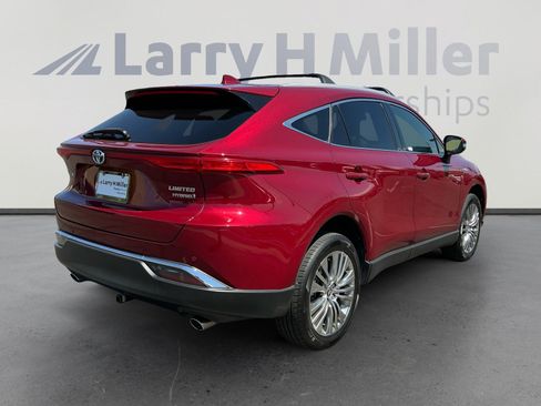 Used 2021 Toyota Venza Limited AWD/4WD image 5
