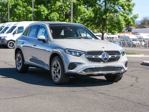 New 2026 Mercedes-Benz GLC 300 4MATIC image 5