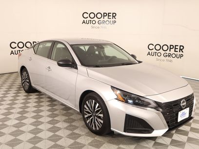 Used 2024 Nissan Altima 2.5 SV