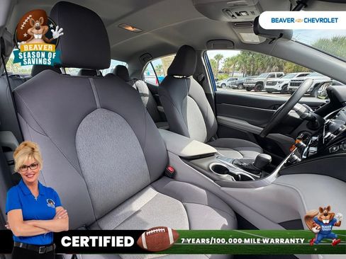 Used 2024 Toyota Camry LE FWD image 30