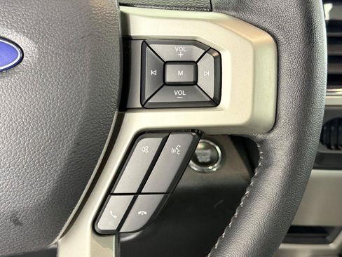 Used 2020 Ford F150 Lariat RWD image 24