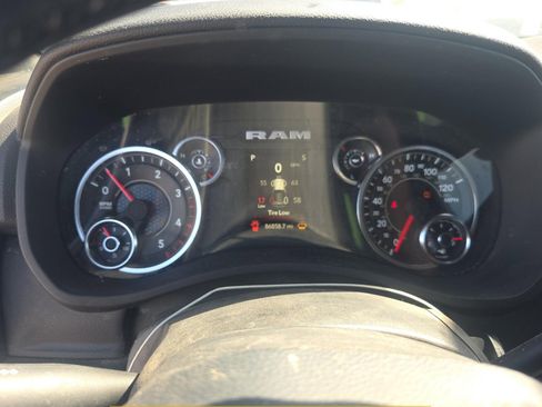 Used 2024 RAM 2500 Big Horn w/ Off Road Package AWD/4WD image 14