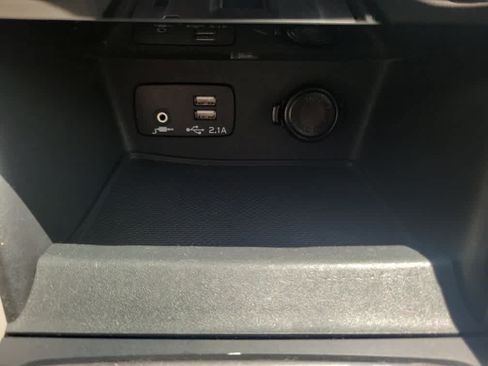 Used 2023 Subaru Forester Premium AWD/4WD image 16
