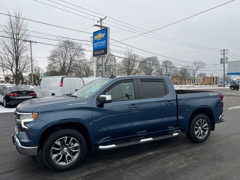 Certified 2024 Chevrolet Silverado 1500 LT image 3