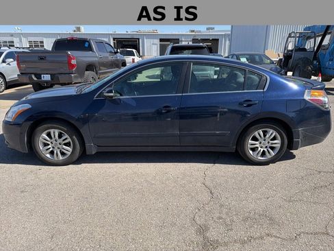 Used 2010 Nissan Altima 2.5 S w/ Premium Audio Pkg image 8