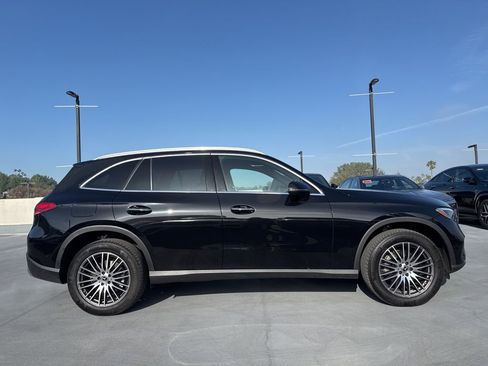 Certified 2026 Mercedes-Benz GLC 300 image 4