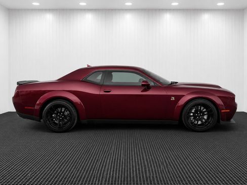 Used 2021 Dodge Challenger R/T Scat Pack RWD image 2