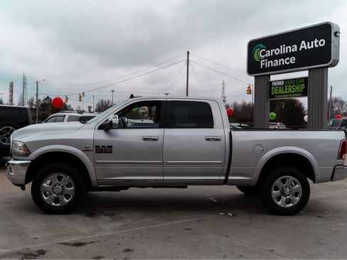 Used 2013 RAM 3500 Laramie w/ Convenience Group image 4