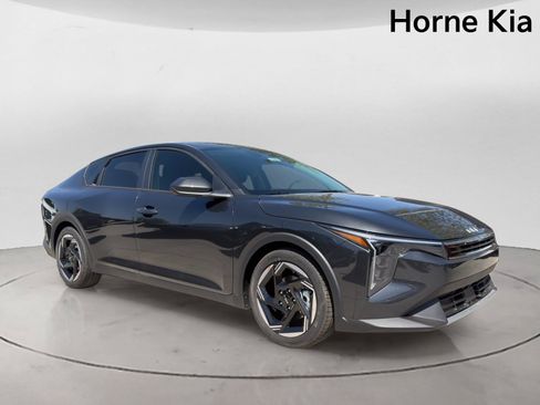 New 2026 Kia K4 EX FWD image 2