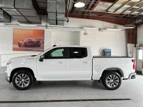 Used 2020 Chevrolet Silverado 1500 LT image 5