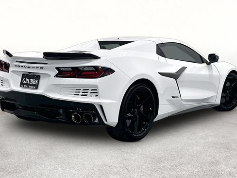 Used 2024 Chevrolet Corvette E-Ray AWD/4WD image 2