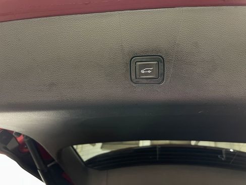 Certified 2019 Chevrolet Traverse LT image 46