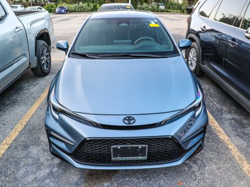 Used 2023 Toyota Corolla SE FWD image 5