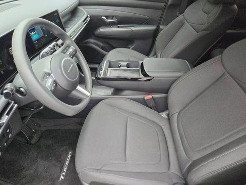 Used 2025 Hyundai Tucson Blue image 10