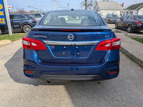 Used 2018 Nissan Sentra SR image 5