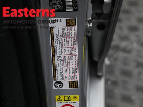 Used 2022 Toyota Prius LE image 33