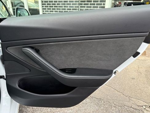 Used 2019 Tesla Model 3 Mid Range image 38