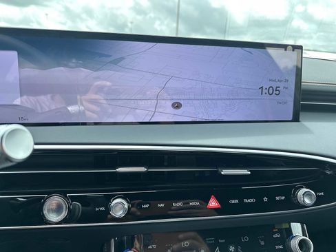 New 2026 Genesis GV70 2.5T Sport Prestige AWD/4WD image 17