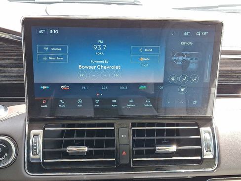 Used 2024 Lincoln Navigator L Black Label AWD/4WD image 18