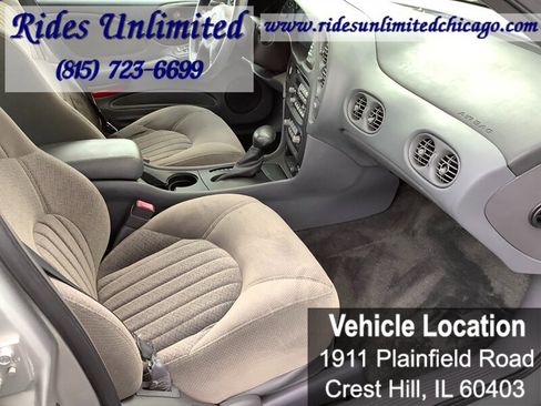 Used 2003 Pontiac Bonneville SE image 38