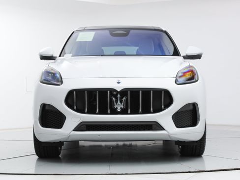 Certified 2023 Maserati Grecale GT AWD/4WD image 8
