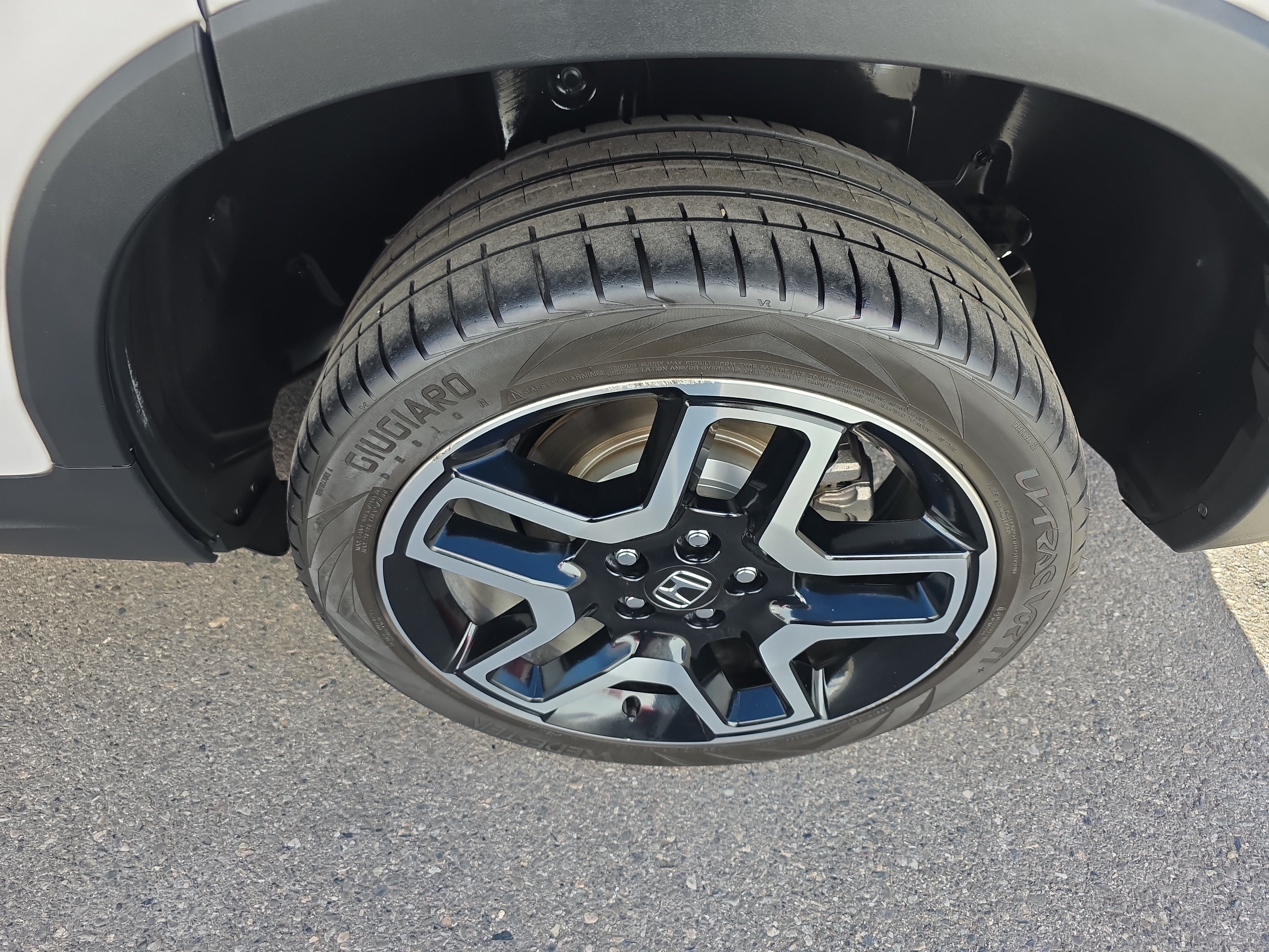 Used 2023 Honda Passport Elite image 9
