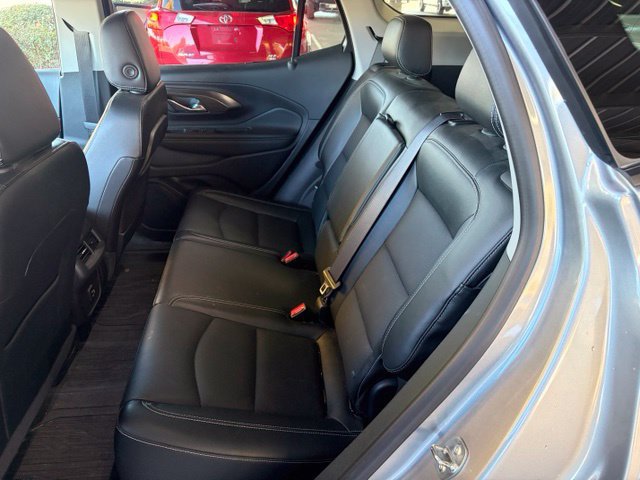 Used 2024 GMC Terrain SLT w/ Tech Package AWD/4WD image 10