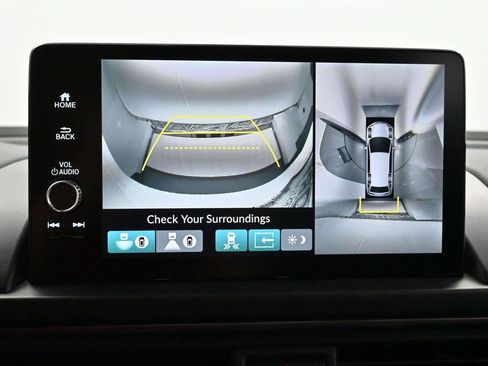 Used 2024 Honda Pilot TrailSport image 26