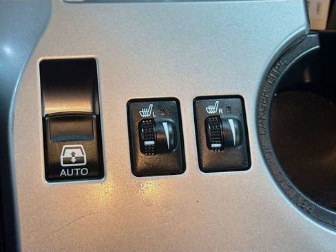 Used 2022 Toyota 4Runner SR5 Premium w/ Moonroof Package AWD/4WD image 19