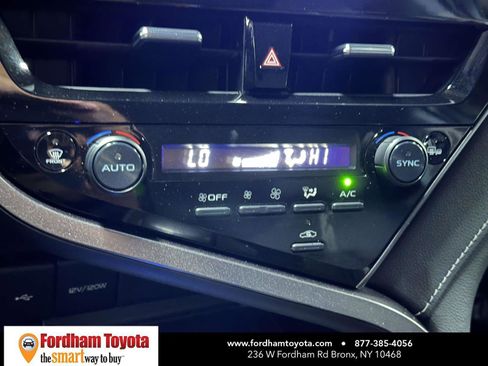 Used 2024 Toyota Camry SE w/ Cold Weather Package image 22