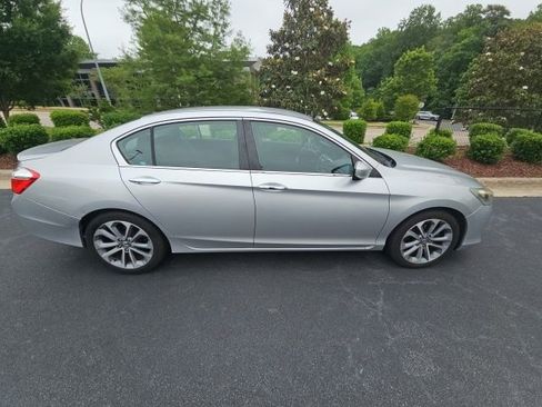 Used 2014 Honda Accord Sport image 10