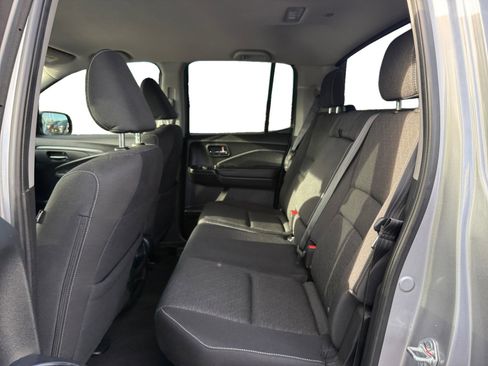 Used 2023 Honda Ridgeline Sport image 16